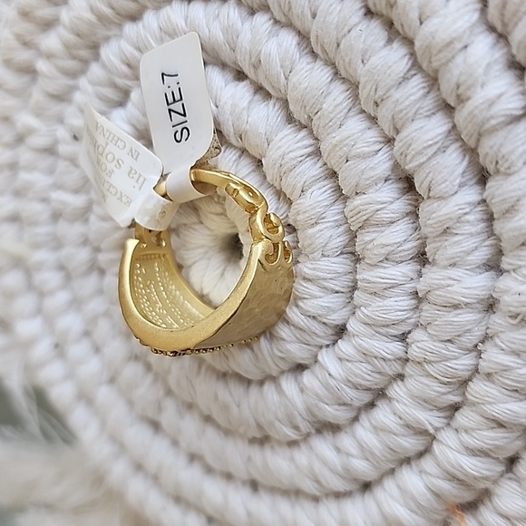 Gold Handmade Ring Size 7 - Kiam Collection exclusive - Picture 4 of 4